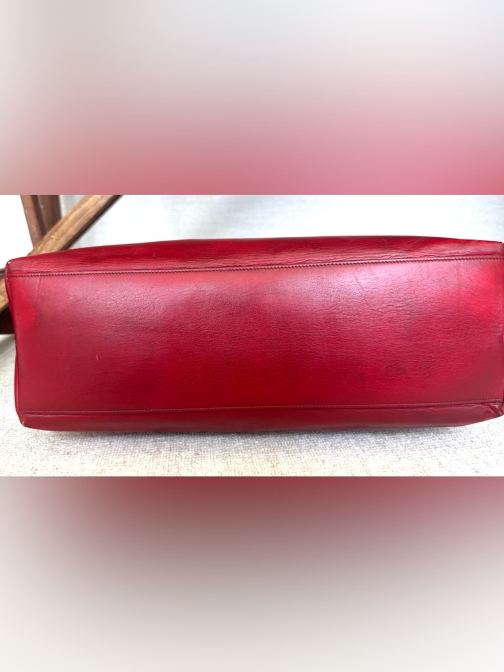 CHANEL Vintage Red Leather Chain Tote CC Charm 1 Series - Picture 12 of 16